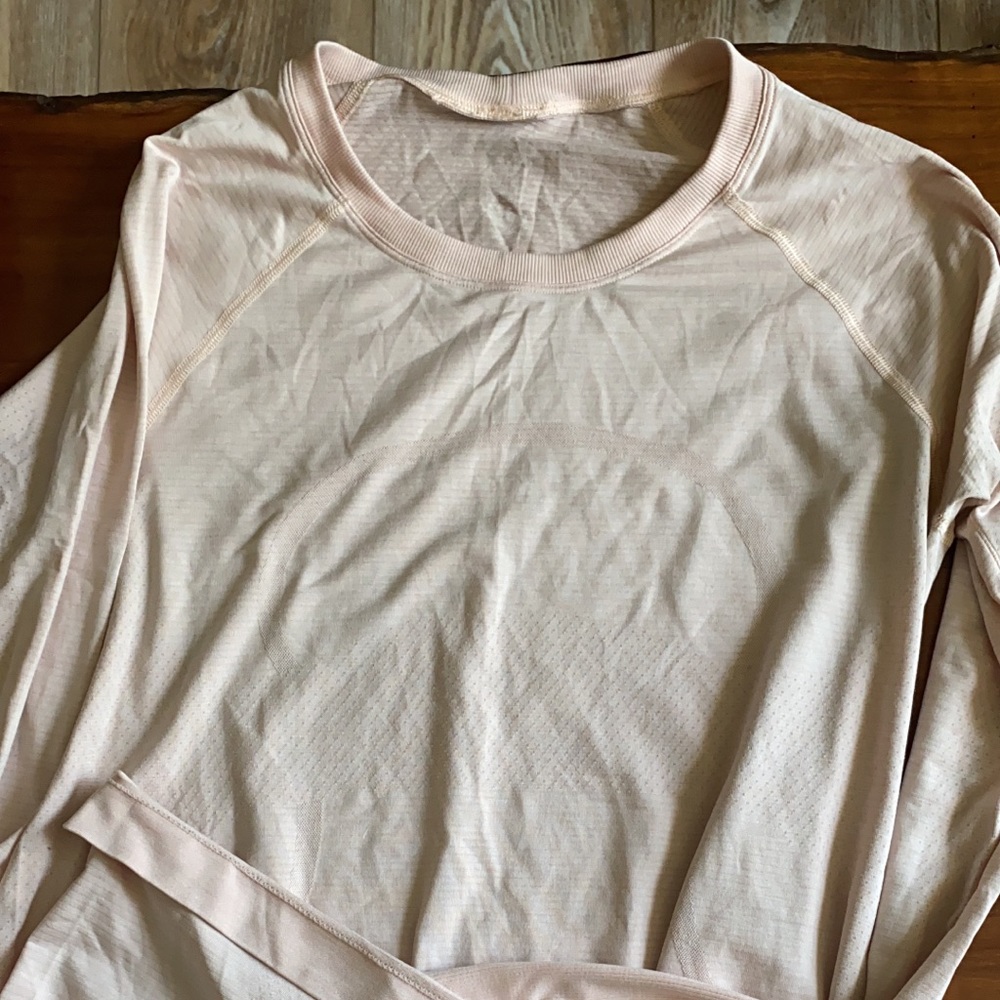 Lululemon Swiftly - soft pink